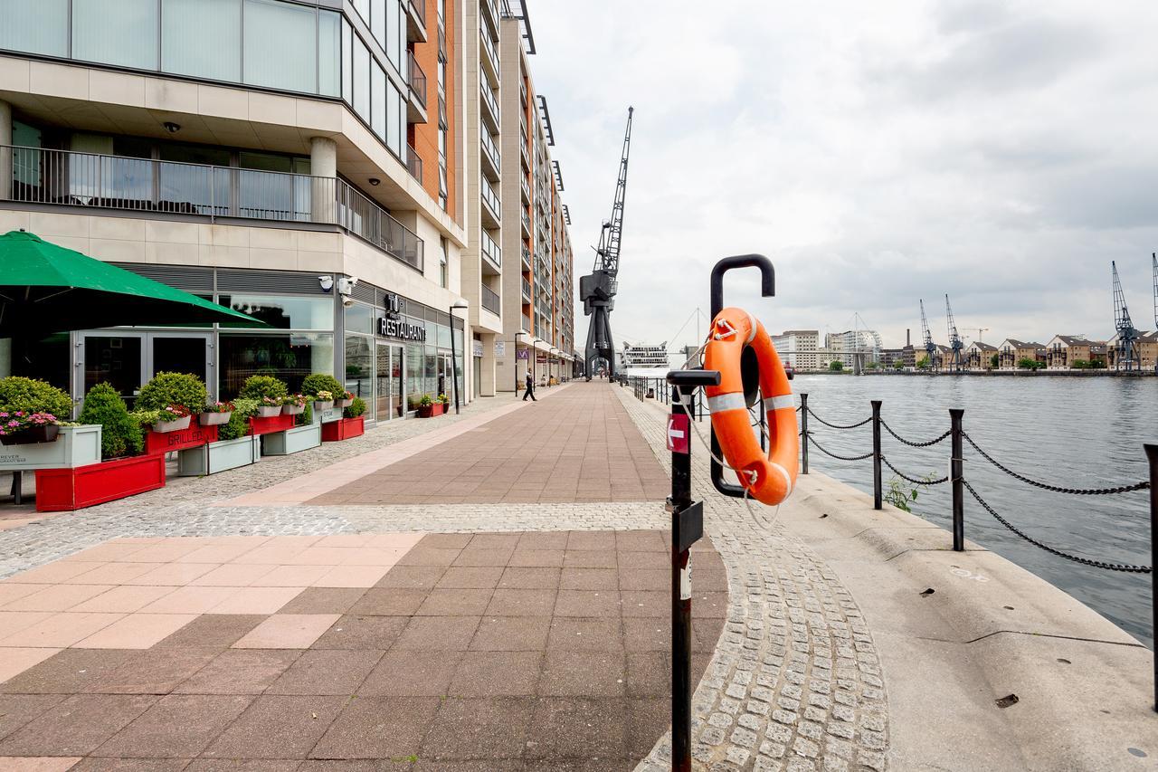 Royal Docks Penthouse Apartment London Luaran gambar